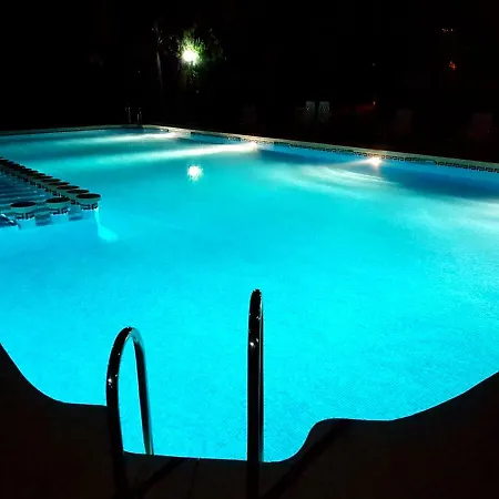Holiday home Elegant House Cerrado De Calderon *